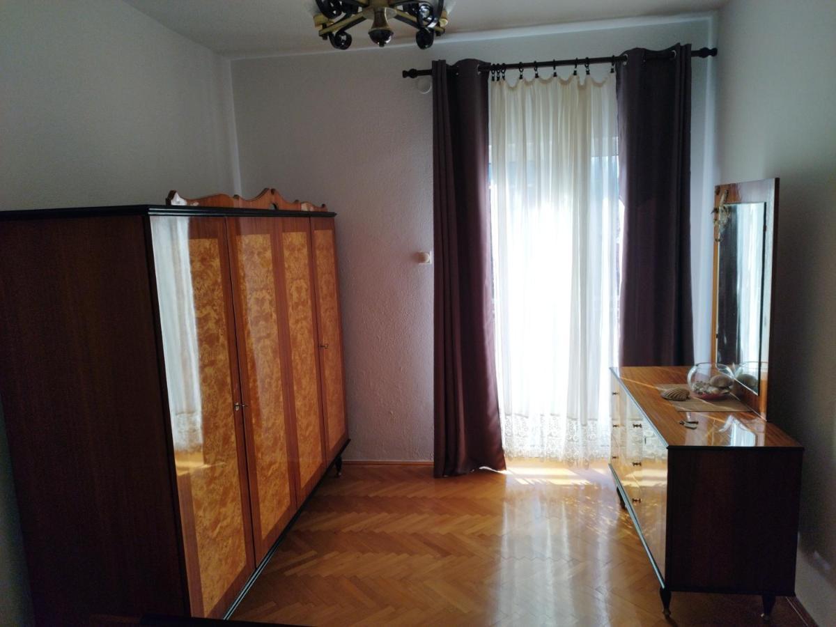 Milka apartment Kotor Bagian luar foto