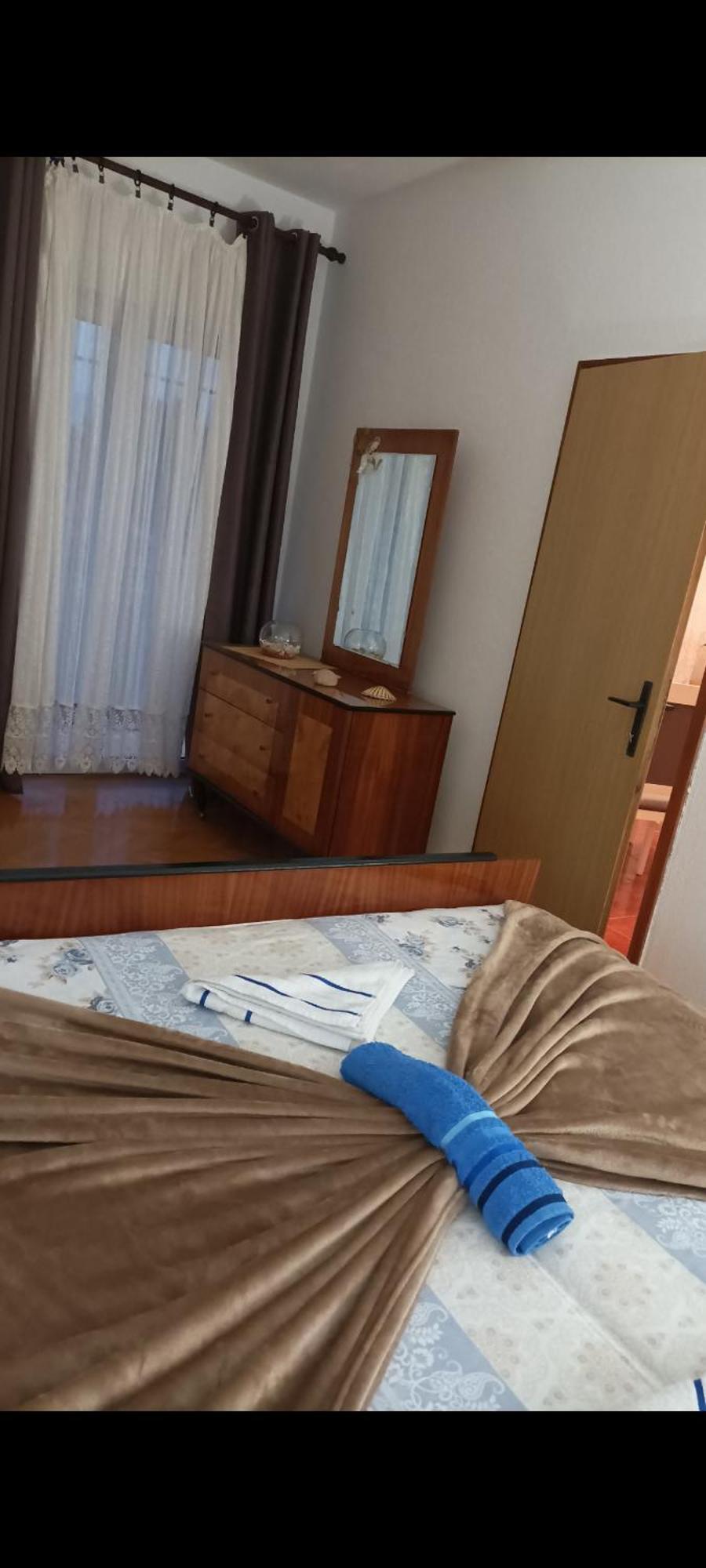 Milka apartment Kotor Bagian luar foto