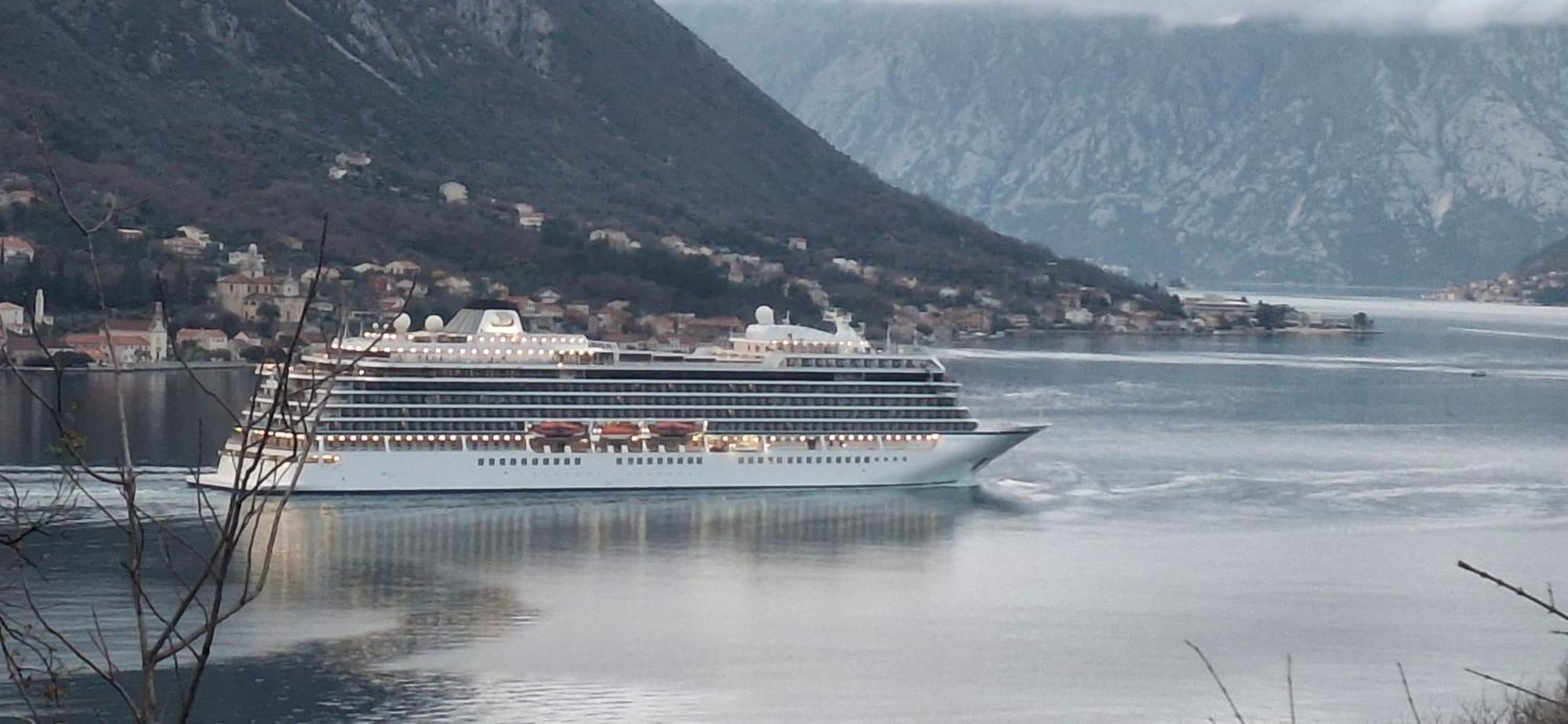 Milka apartment Kotor Bagian luar foto